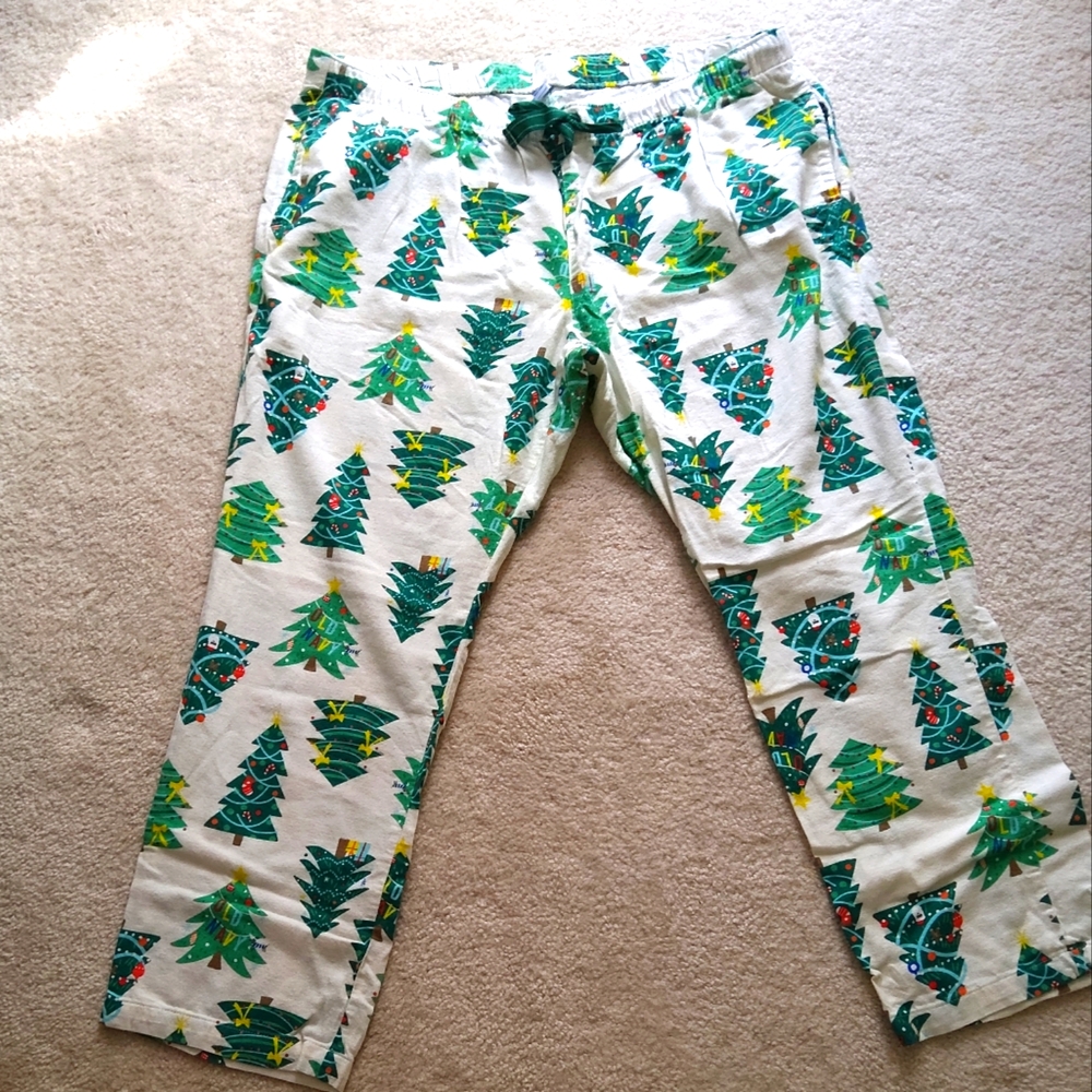 🌷OLD NAVY Festive Christmas Tree Pajama Pants XXL
